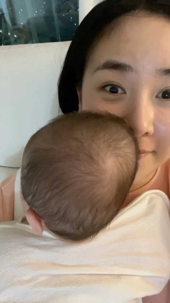 供卵生的孩子如何上户口(供卵生的孩子离婚跟谁)